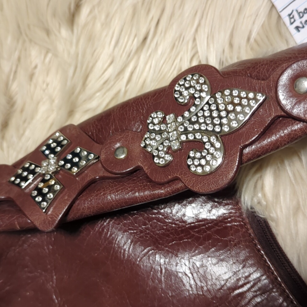 Charm and Luck brown leather shoulder bag - Picture 14 of 15